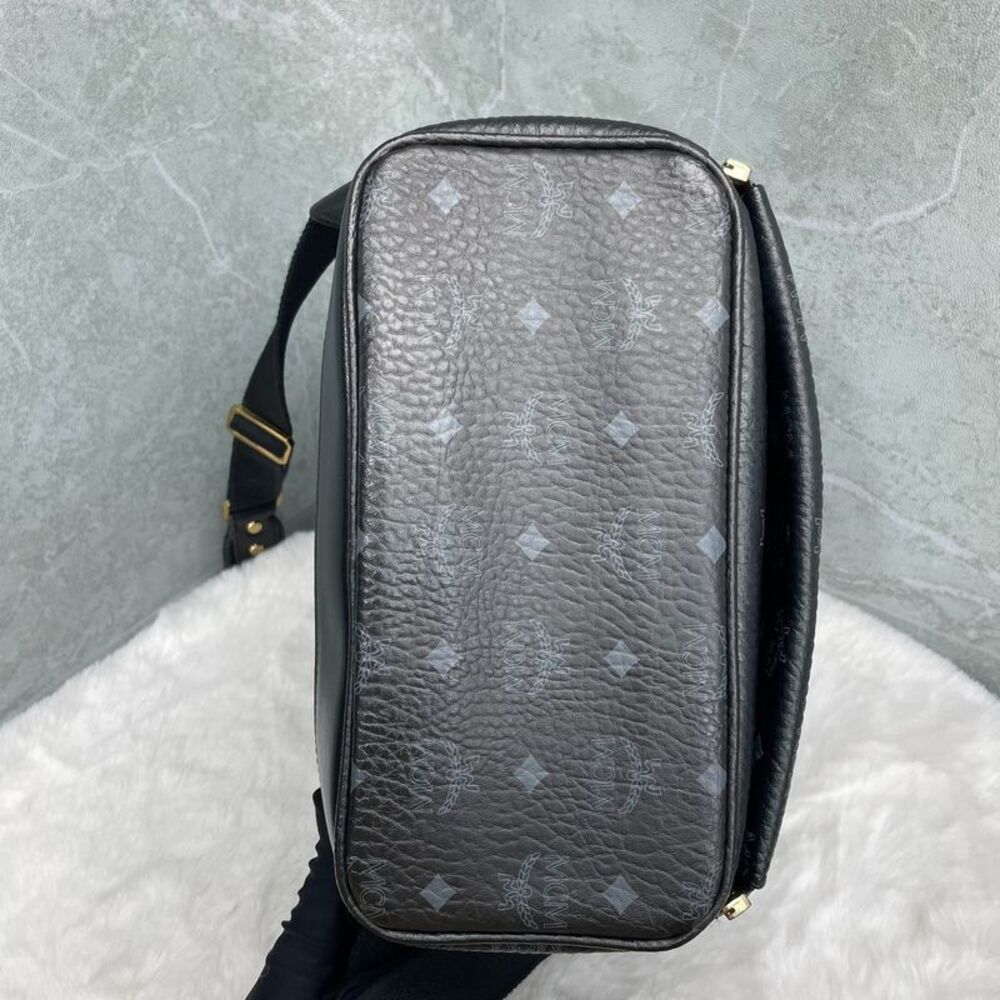 Mcm Women Pre-Loved Bag Very Good Condition - Picture 6 of 9